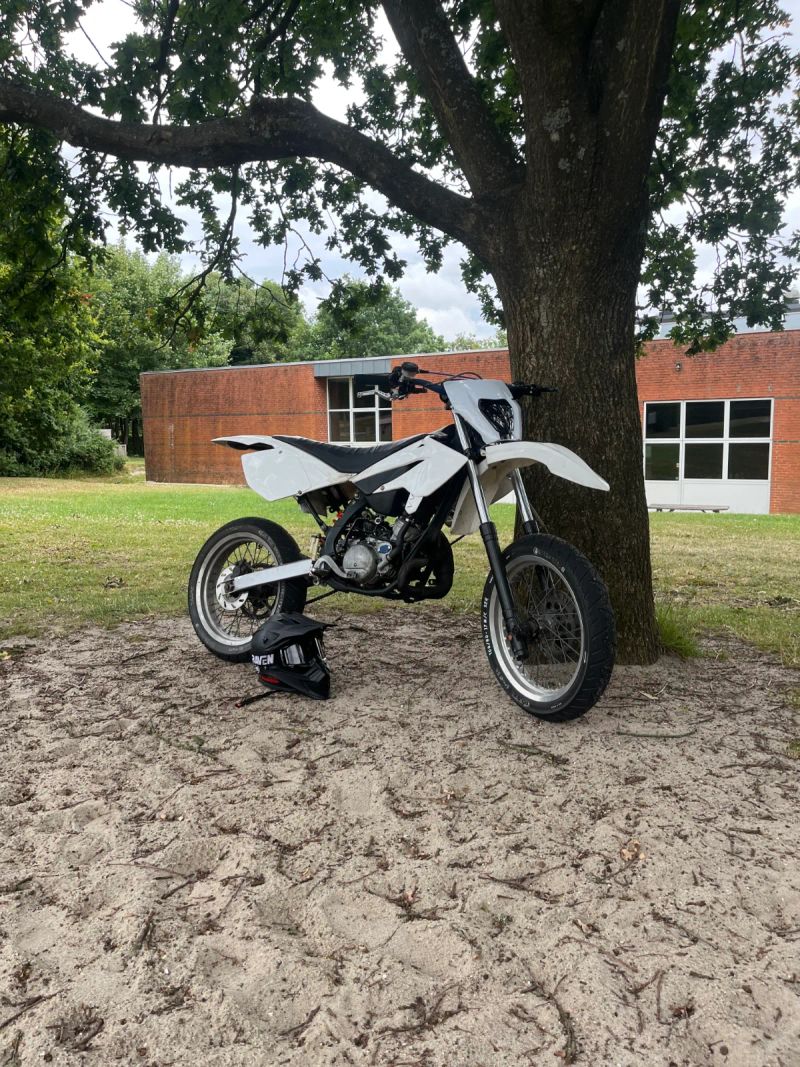 Beta RR 50