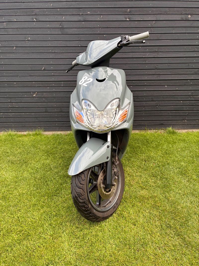 Yamaha jog r